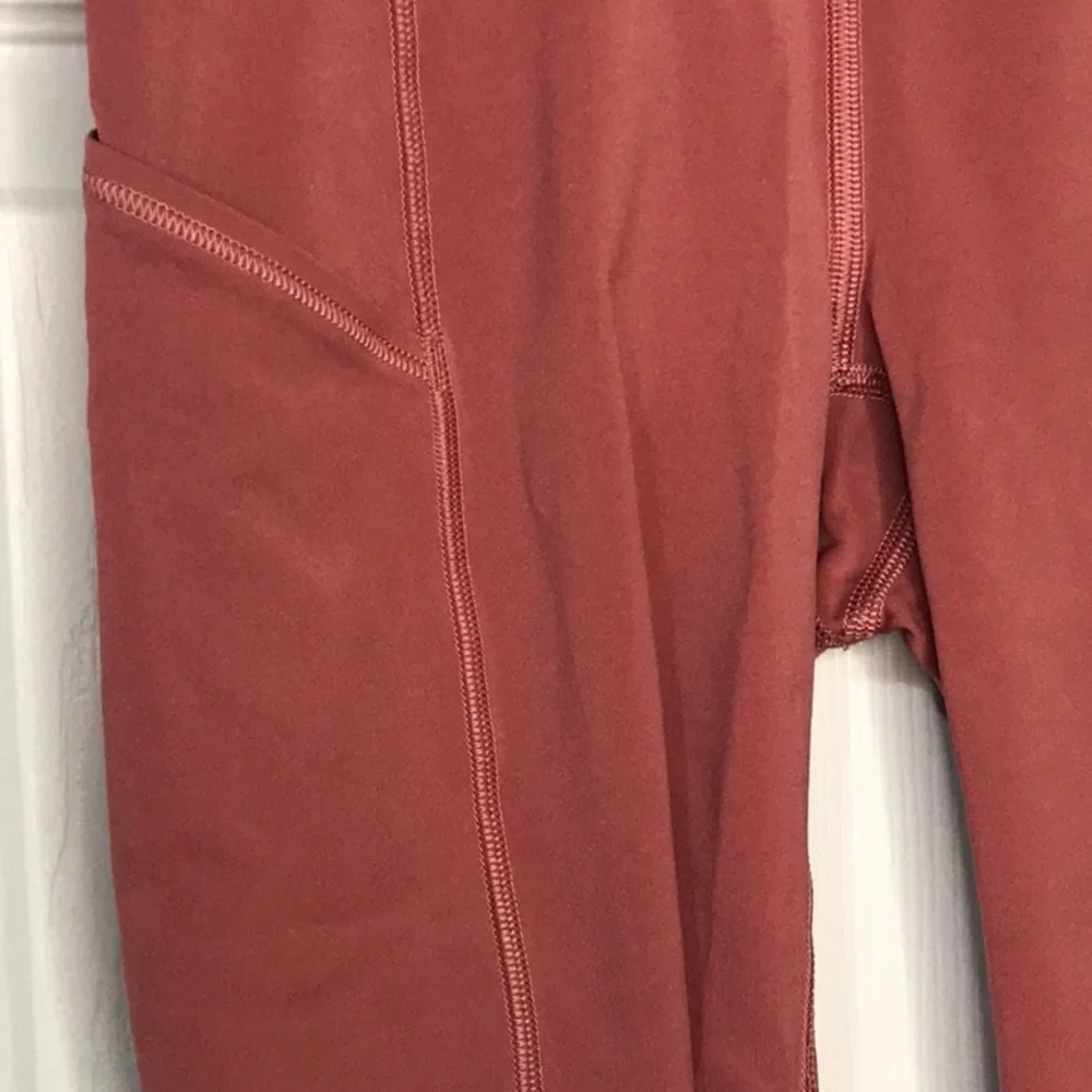 16 Lululemon Fast and Free Cool Cherry Tint Bike Shorts Size 4